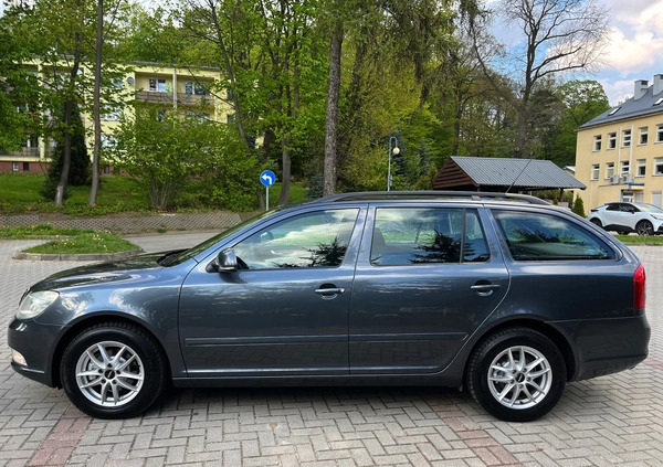 Skoda Octavia cena 18777 przebieg: 251214, rok produkcji 2010 z Kielce małe 172